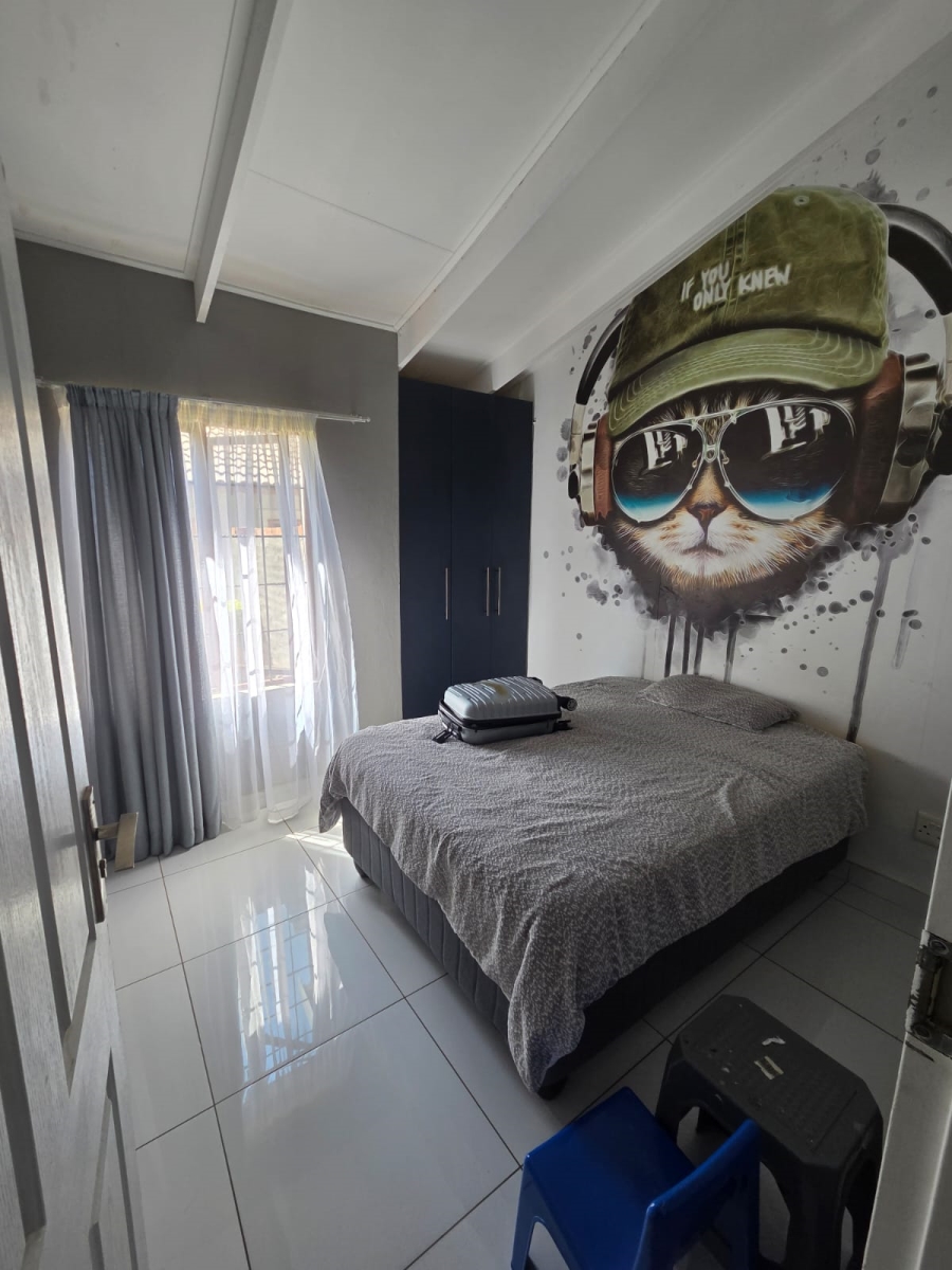 4 Bedroom Property for Sale in Waterval East North West